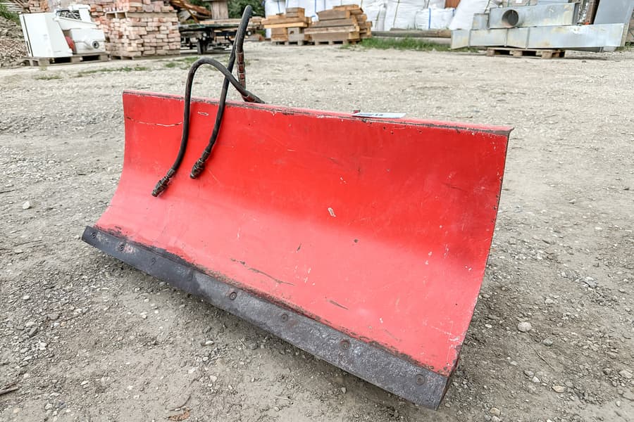 Hydraulik Schneeschild